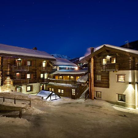 Hotel Capriolo Livigno Exterior photo