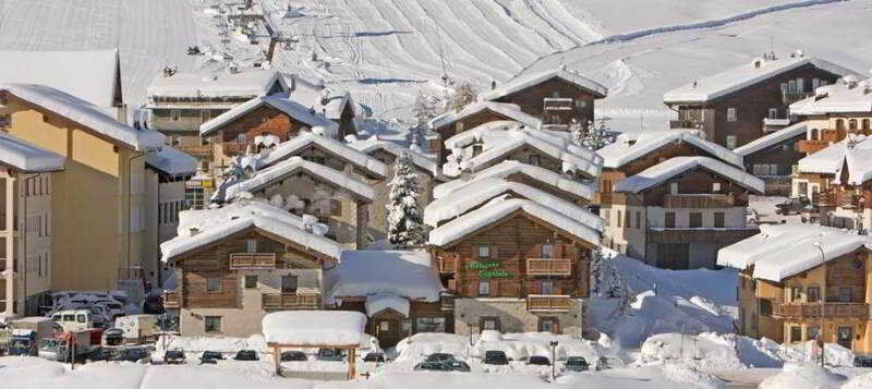 Hotel Capriolo Livigno Exterior photo